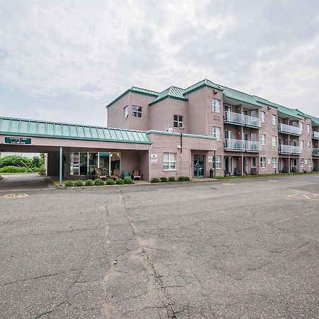 Quality Suites Sainte-Anne-de-Beaupré Eksteriør bilde
