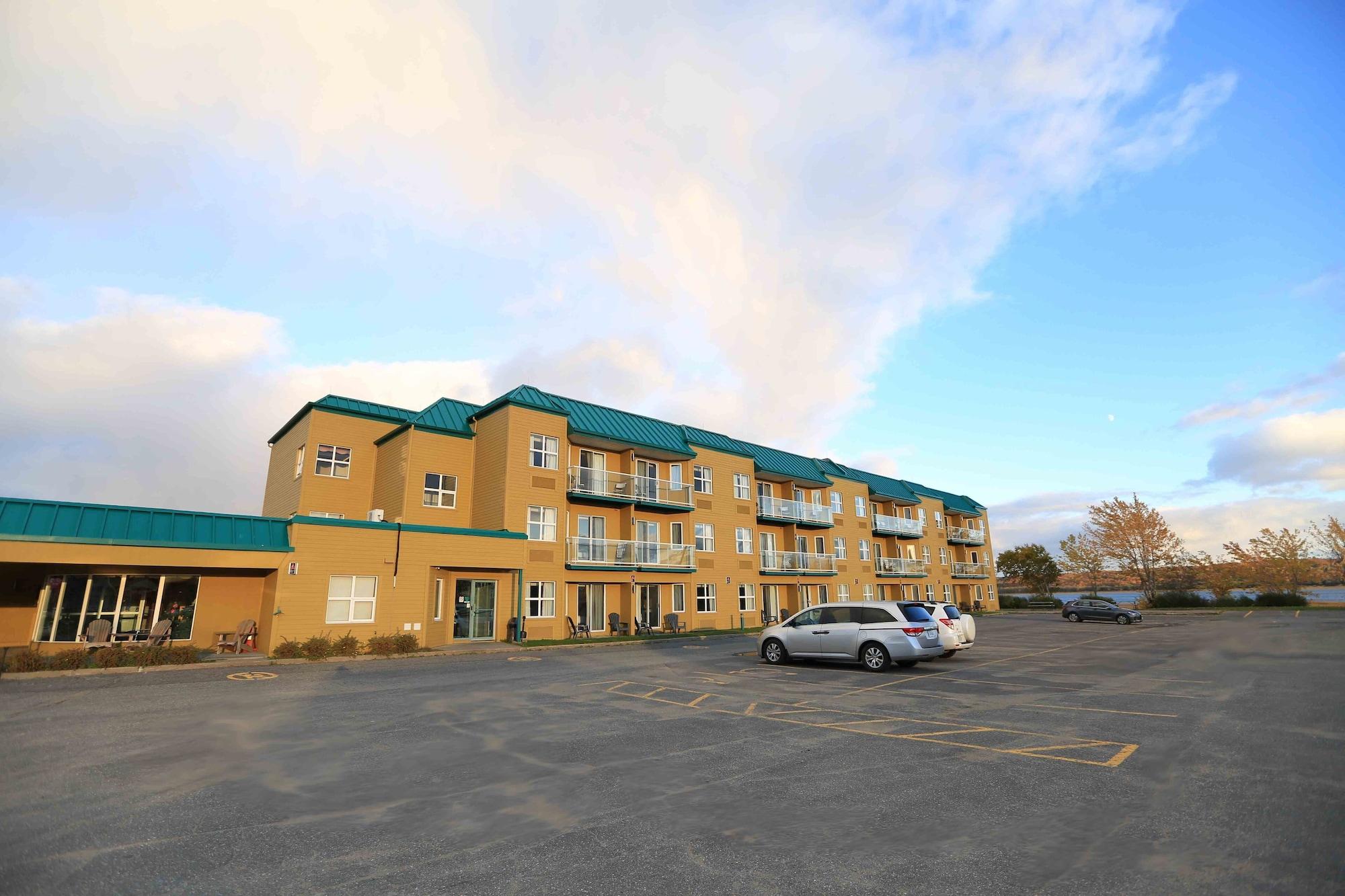 Quality Suites Sainte-Anne-de-Beaupré Eksteriør bilde