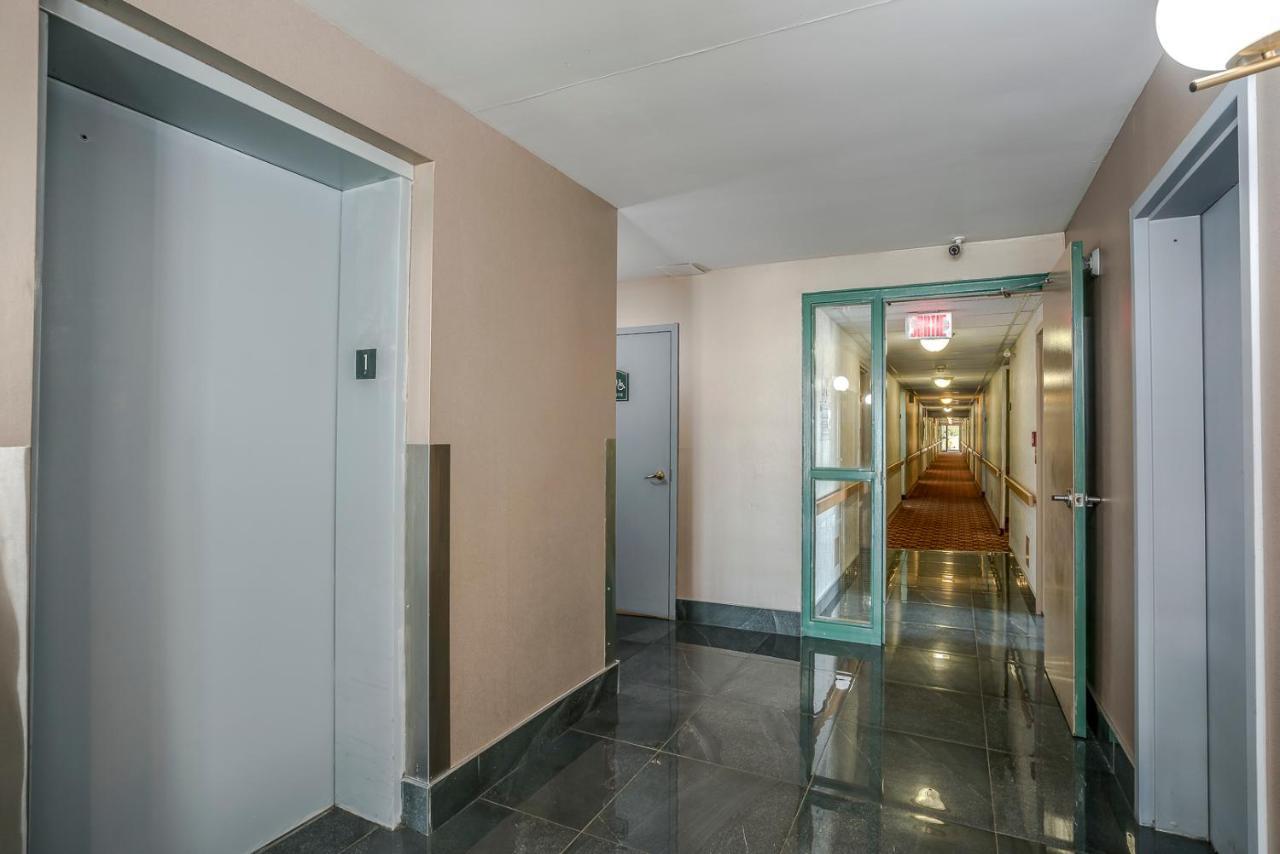 Quality Suites Sainte-Anne-de-Beaupré Eksteriør bilde
