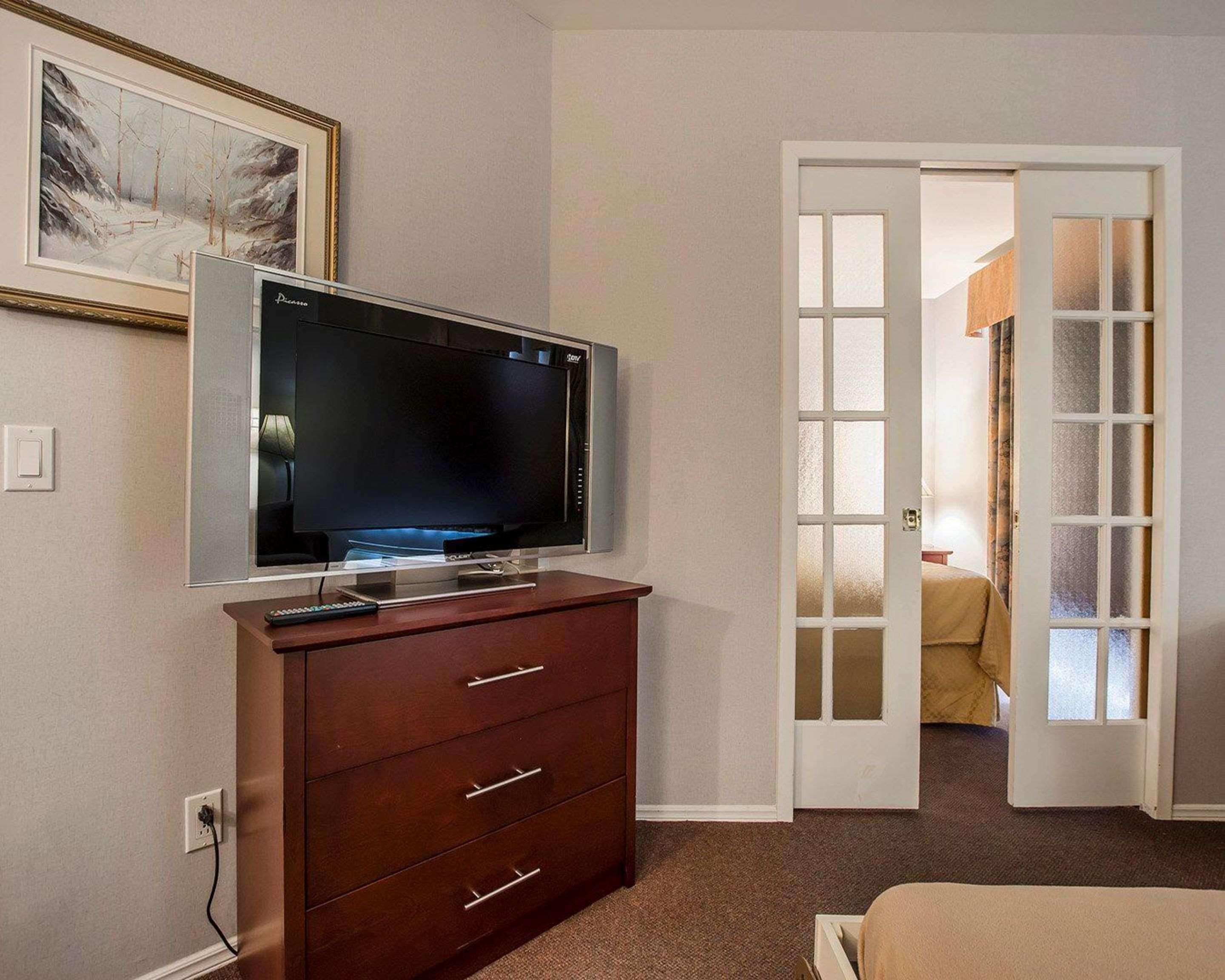 Quality Suites Sainte-Anne-de-Beaupré Eksteriør bilde